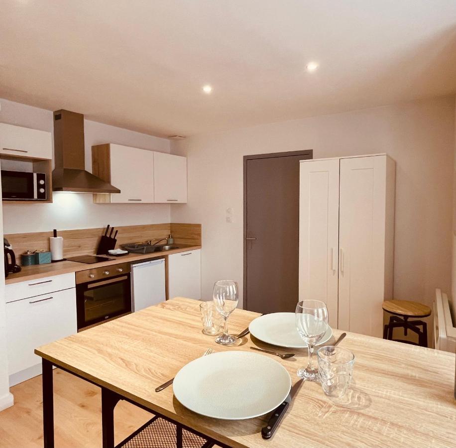 Joli Studio A Deux Pas Du Chateau Et Du Centre Vitré Exteriör bild