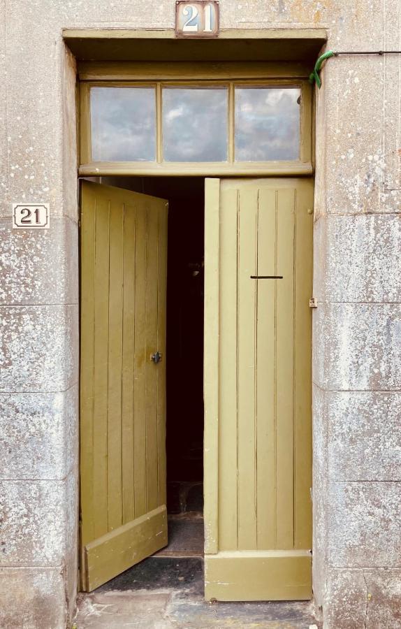 Joli Studio A Deux Pas Du Chateau Et Du Centre Vitré Exteriör bild